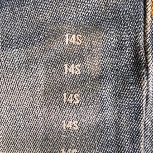 NWT Abercrombie Kids Boys 14 Slim Light Wash Straight Leg Jeans - Picture 2 of 7